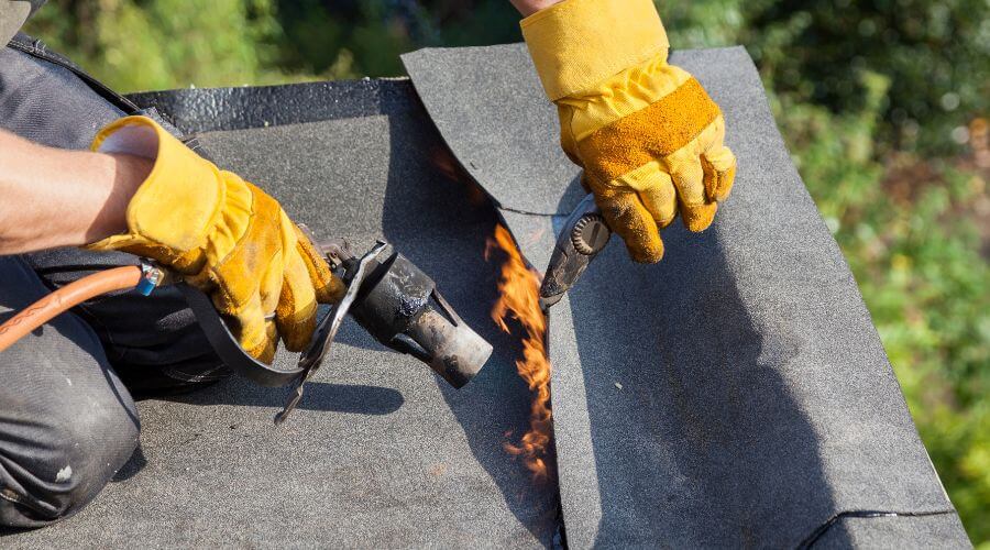 Professional gutter cleaning in Elizaville, NY